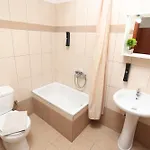 Gregory Apartman *